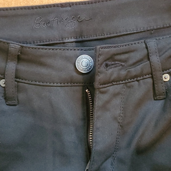 NWOT Bootlegger black curvy skinny never fade jean - Picture 4 of 7